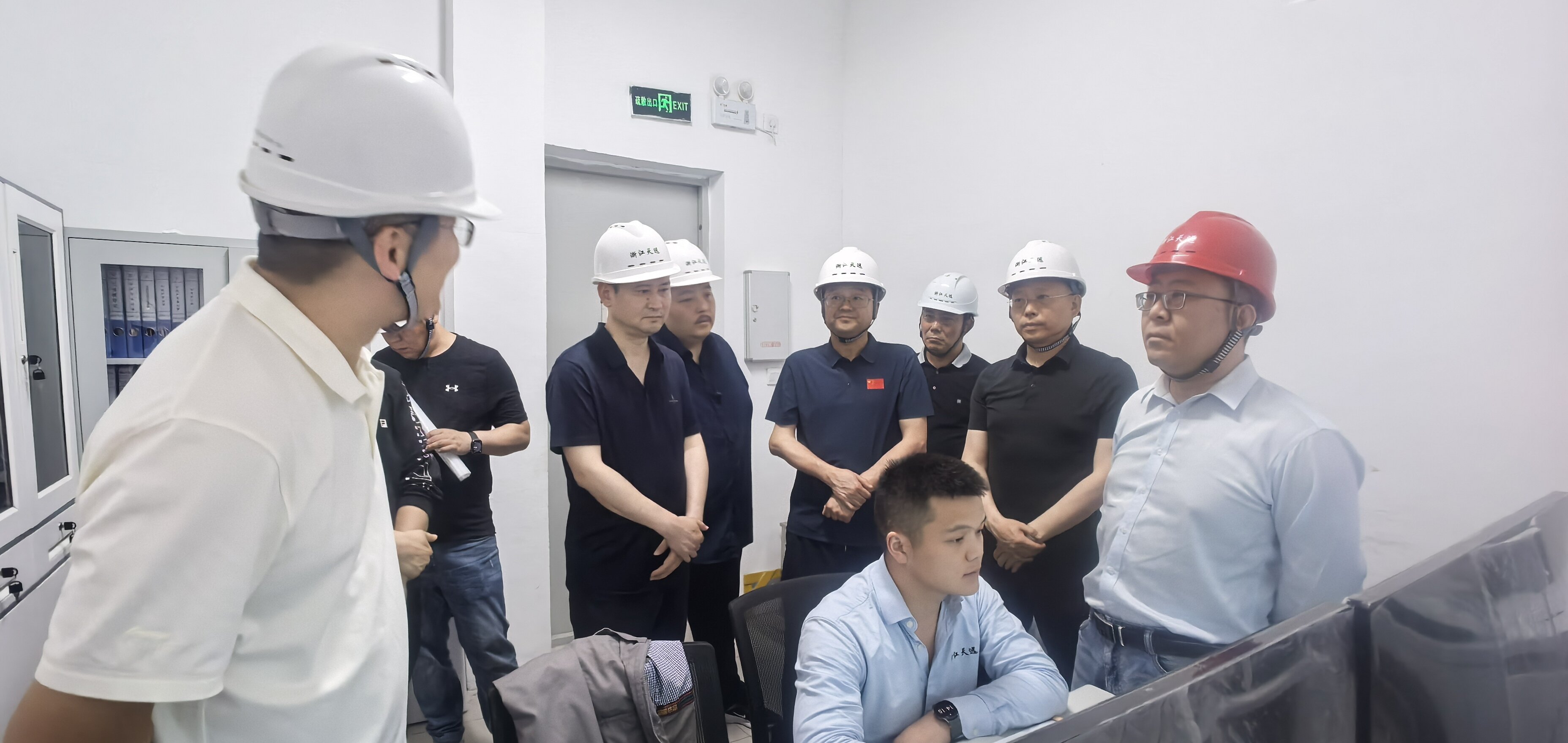 淮南东辰、嵩基新材料领导考察厦门标准砂嘉兴项目